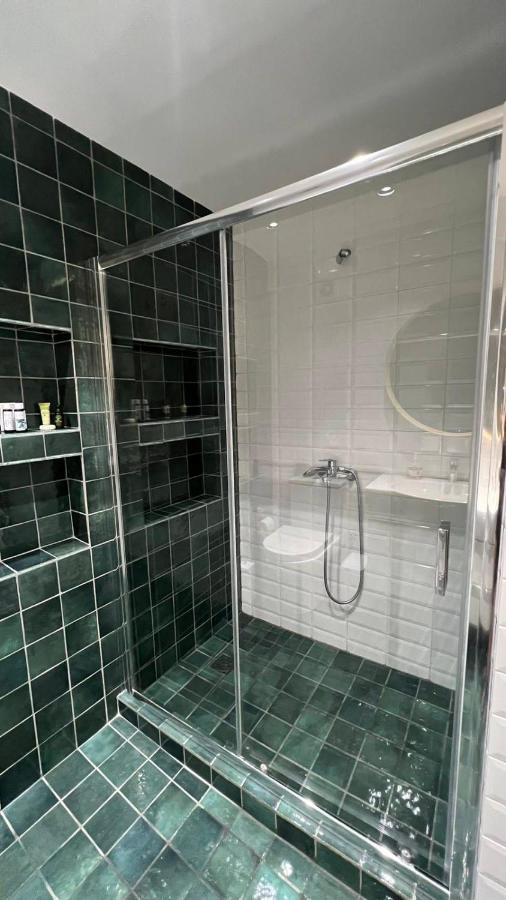 Crown Syntagma Apartment Athen Eksteriør bilde